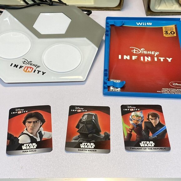 Star Wars Disney Infinity 3.0 Starter Pack Wii U + Hans Solo + Darth Vader Card - Picture 9 of 13